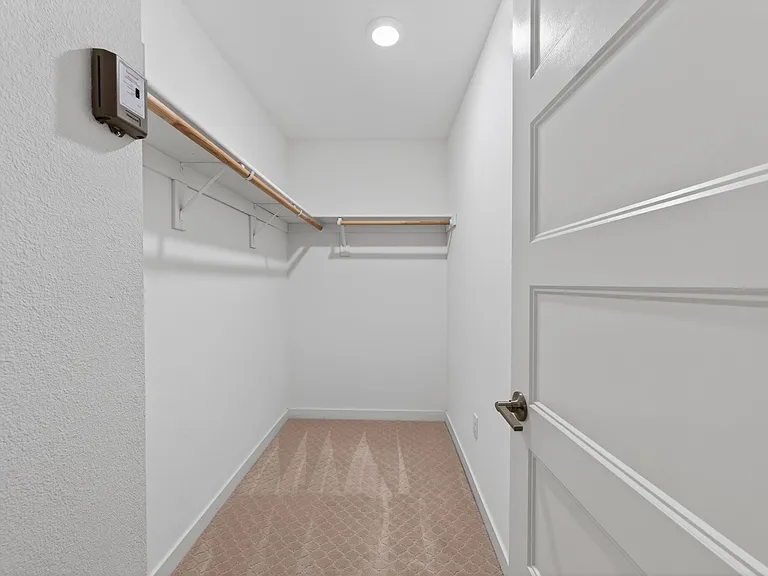 1860 Midnight Cir — Photo 10