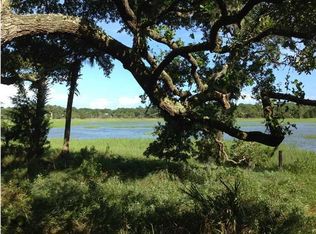 28 Rhetts Bluff Rd, Johns Island, SC 29455