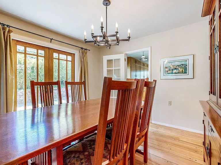 4560 Sullivan Ct — Photo 23