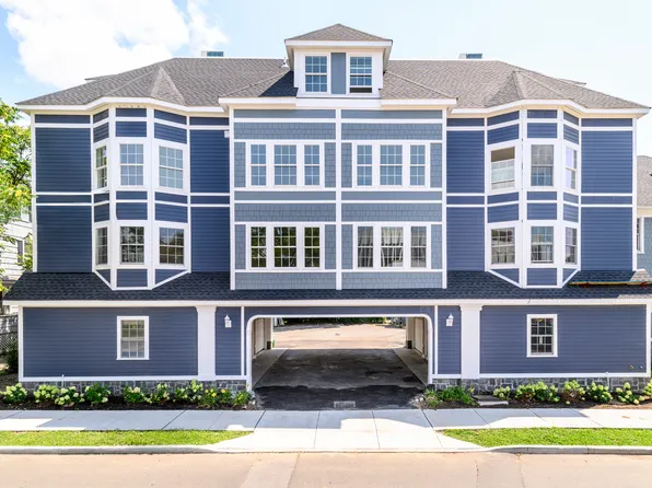 1911 Summer St #3, Stamford, CT 06905