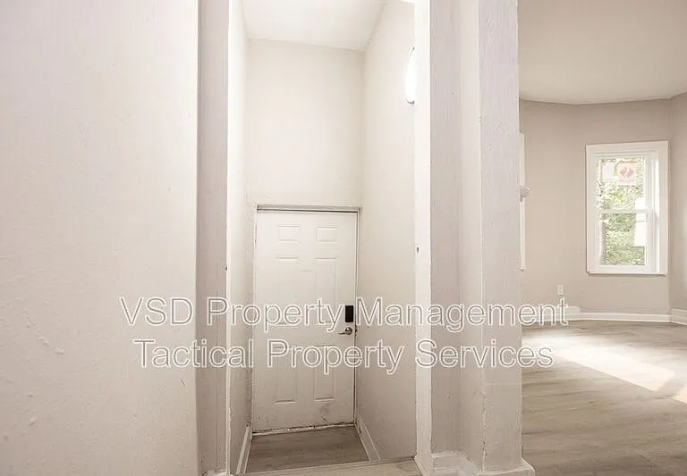 9911 Olivet Ave #3 — Photo 10