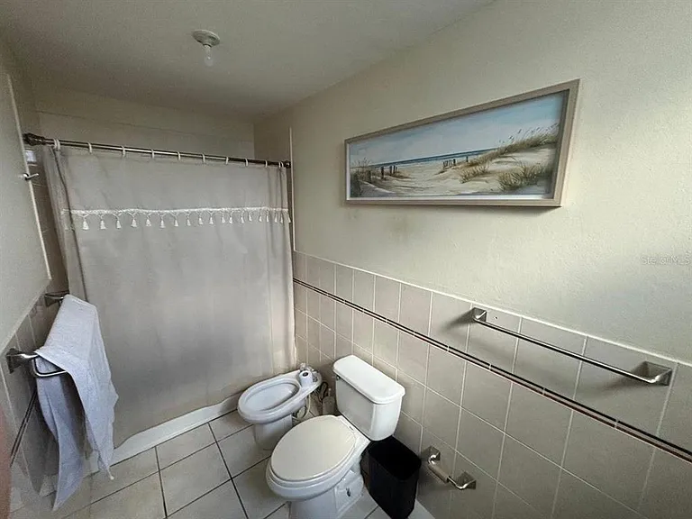 203 Cond La Loma Ave #203 — Photo 6