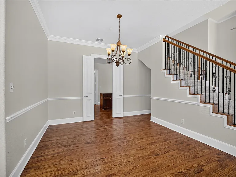 1145 Pedernales Trl — Photo 17