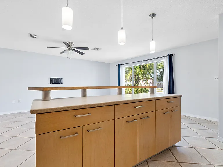 4420 W Fair Oaks Ave — Photo 8