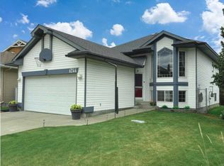 6244 SE Cypress Close, Olds, AB T4H 1M7