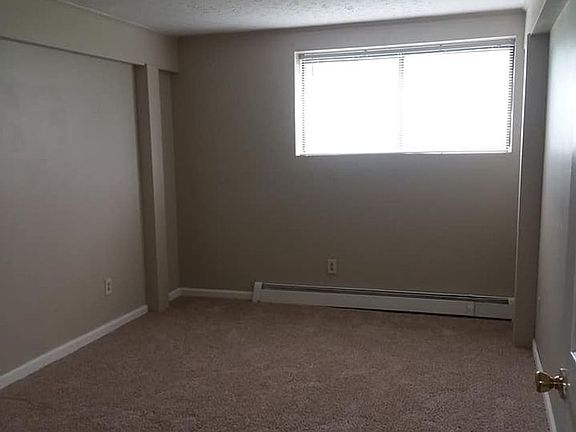 2nd image of 116 Newbury Hollow Ln #111-03