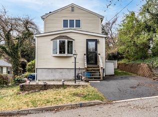 110 Delaware Ave, Atlantic Highlands, NJ 07716