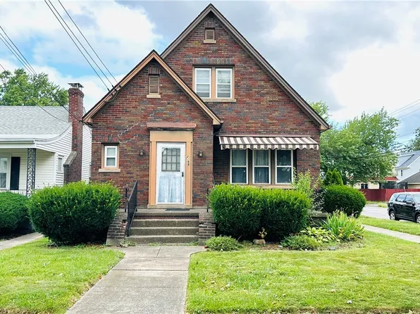 2498 Woodlawn Ave, Niagara Falls, NY 14301