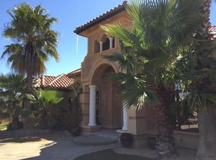 864 Santa Cruz Dr, Redding, CA