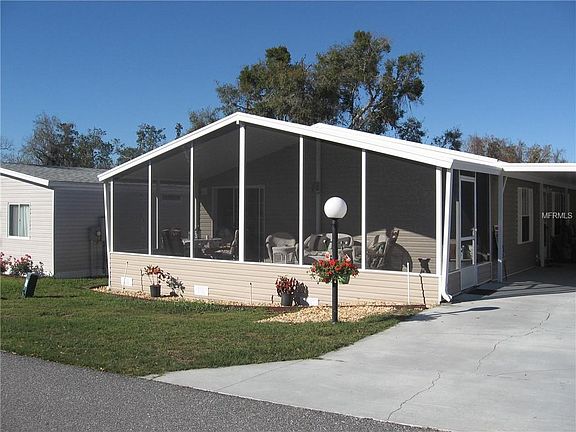 2nd image of 11901 Metcalf Way