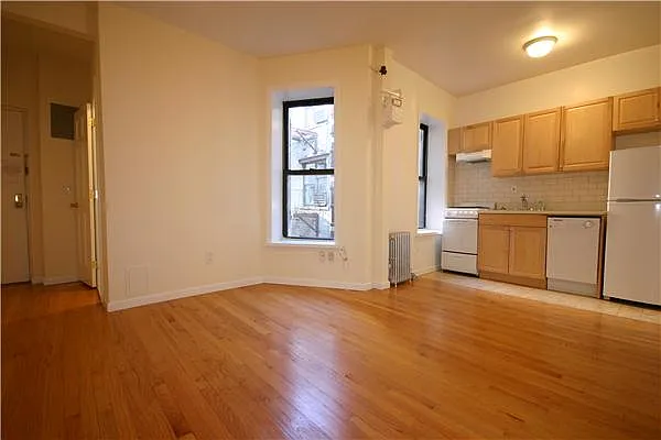 Rented by Fenwick Keats Real Estate | media 25