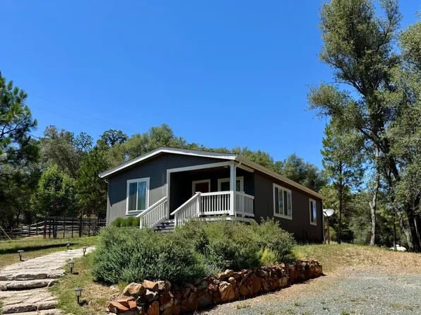 12114 Wolf Rd, Grass Valley, CA 95949