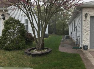 5 Carmacks Way, Toms River, NJ 08757