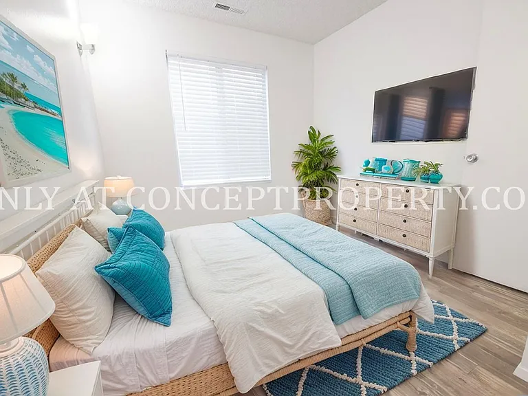 Foothill Terrace — Photo 253
