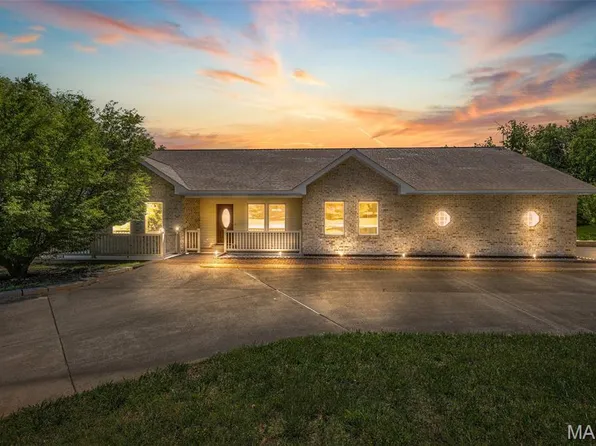 1224 Adams Rd, Bonne Terre, MO 63628