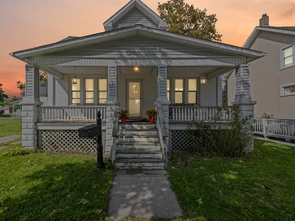 1227 Young St, Port Huron, MI 48060