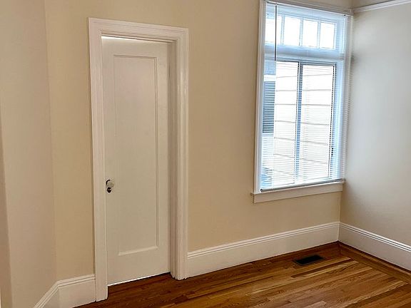 4th image of 2715 Franklin St #189R