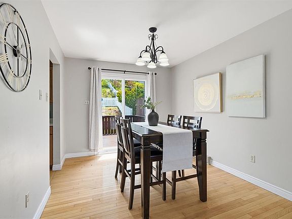 5th image of 67 Neptune Road