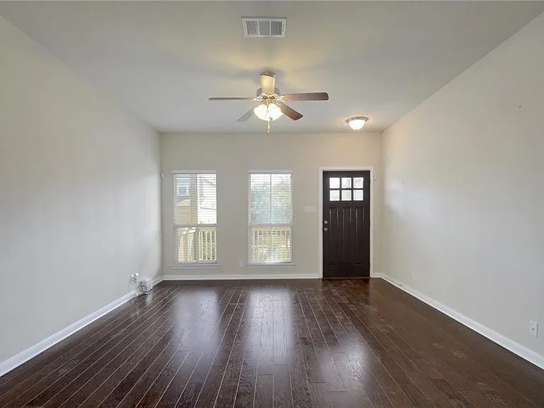 8528 White Ibis Dr — Photo 3