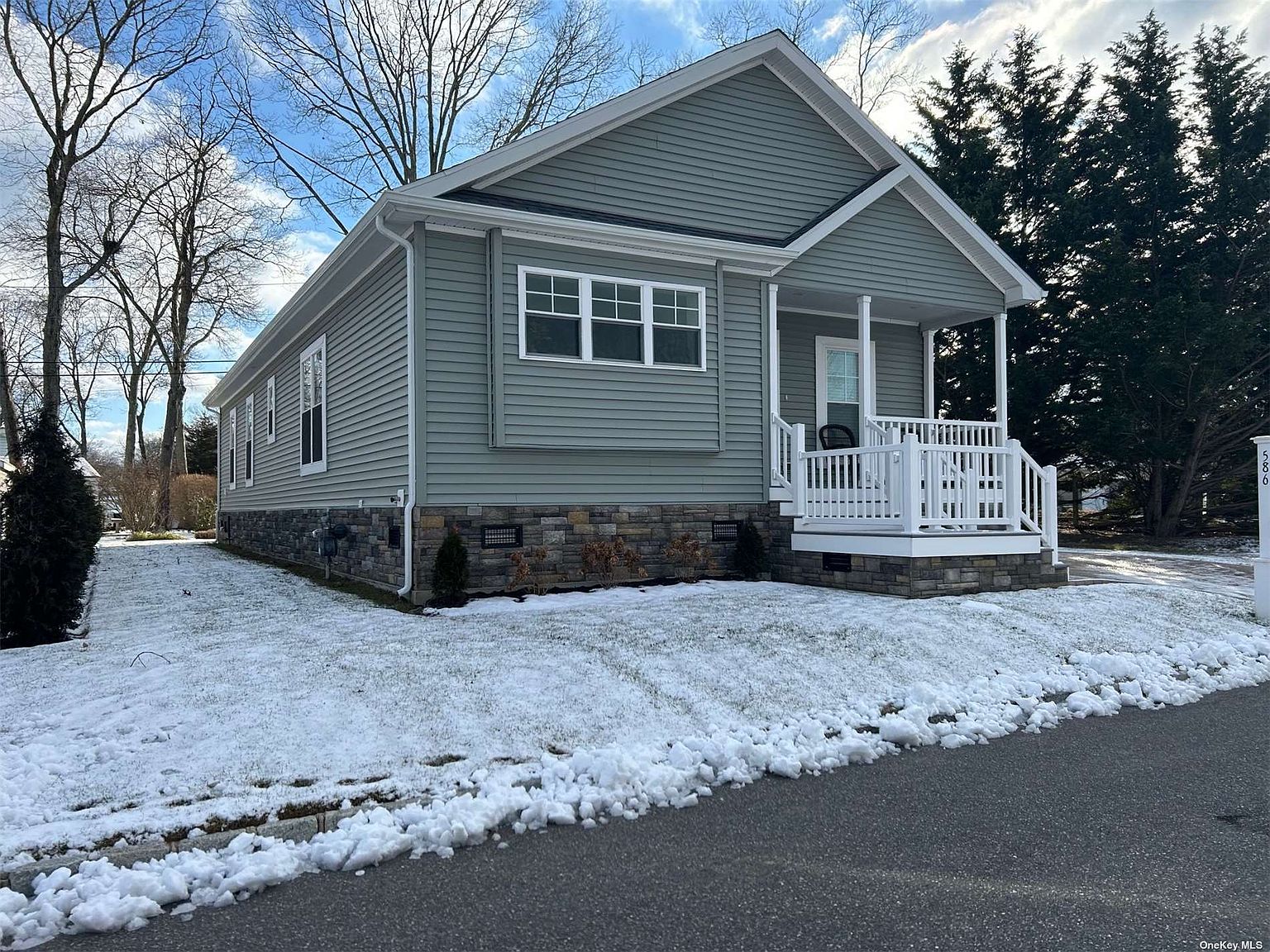 1661586 Old Country Road, Riverhead, NY 11901 MLS 3526437 Zillow