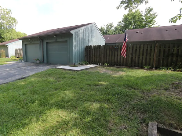5023 Fairway Dr, Avon, IN 46123