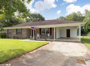 104 Northgate Dr, Loxley, AL 36551