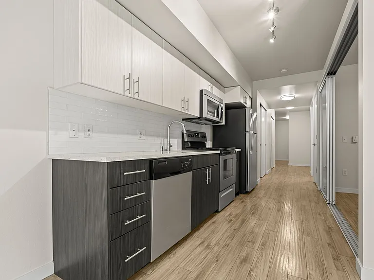 Contour Apartments — Photo 168