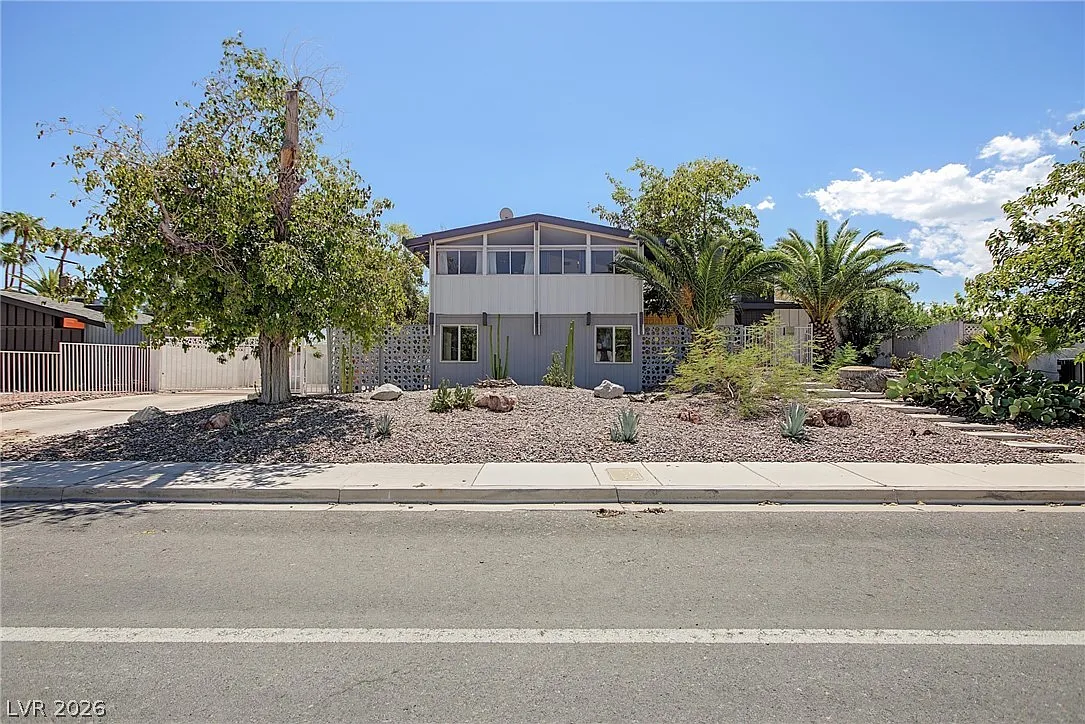 4 bed, 3.5 bath, 1958 sqft, $5,000 — Photo 2