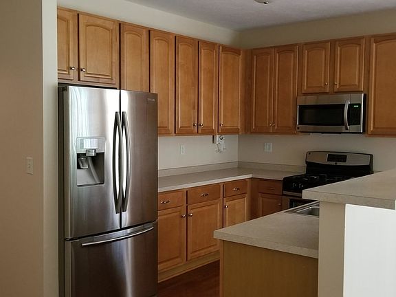 3rd image of 5502 Sandhutton Ct #1