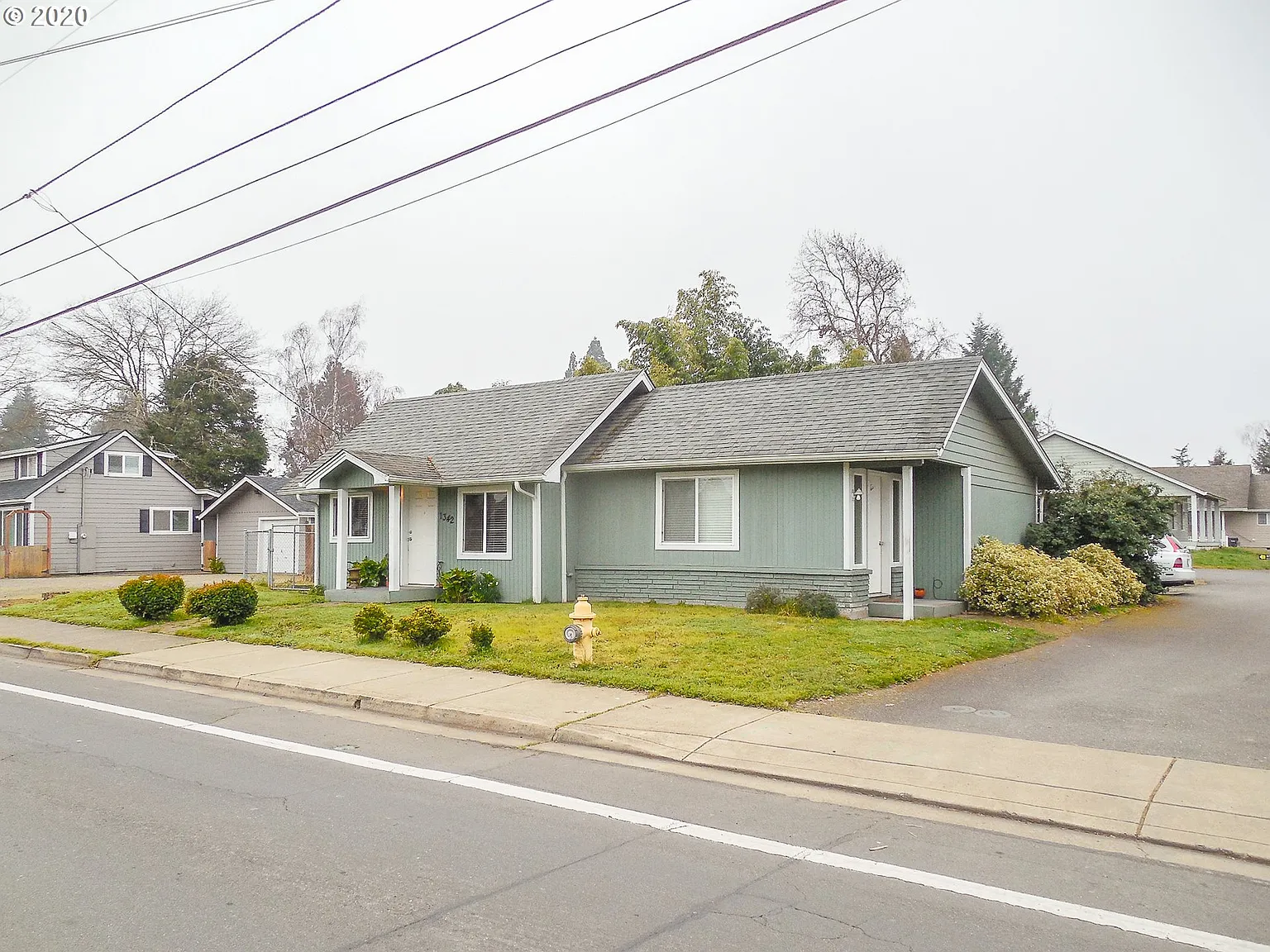 1342 NW Keasey St photo 1