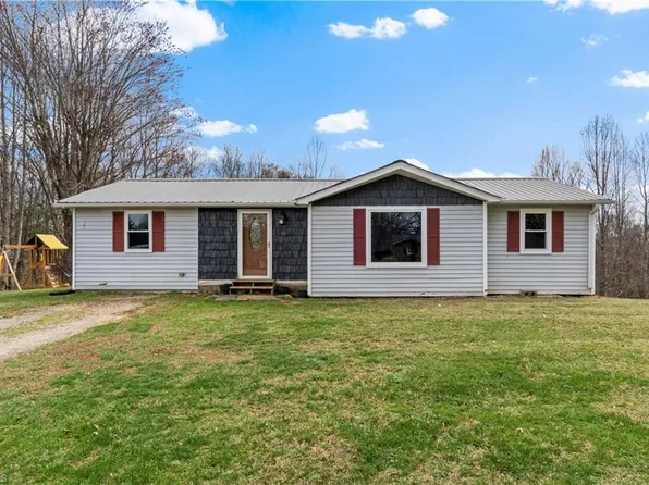 236 Ed Nixon Rd, Thurmond, NC 28683