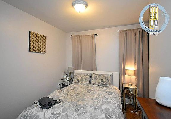 5th image of 614 Lafayette Ave #3