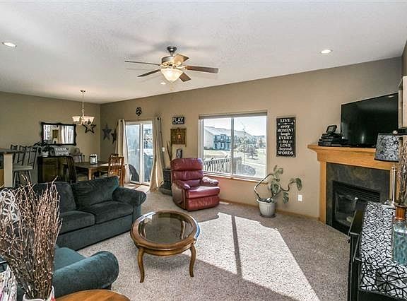 5th image of 1829 Goose Lake Cir