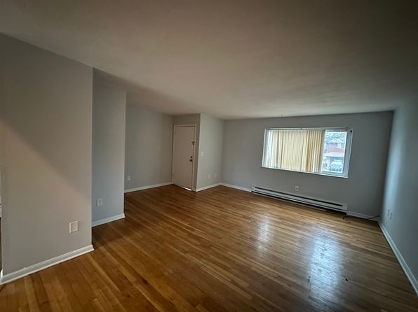 17516 Neff Rd Unit 2