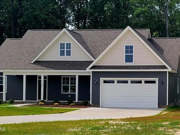 1702 Happy Trl Court, Greenville, NC 27834