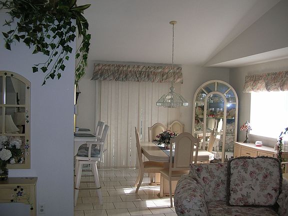 upstairs dining room