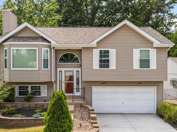 1629 Lynncove Ln, Saint Charles, MO 63303