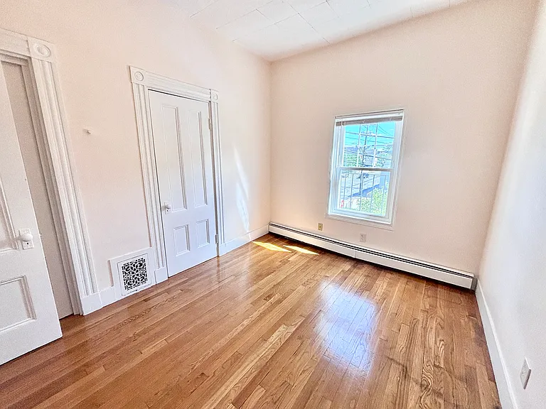 98 Spring St #2 — Photo 14