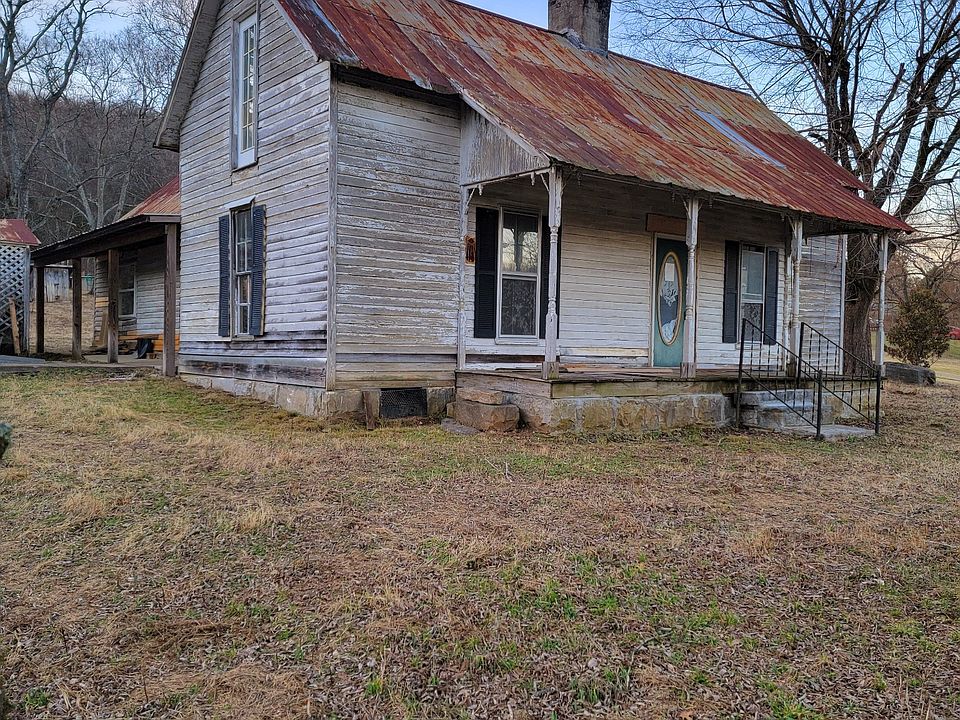 135 Lock Seven Ln Carthage TN Zillow