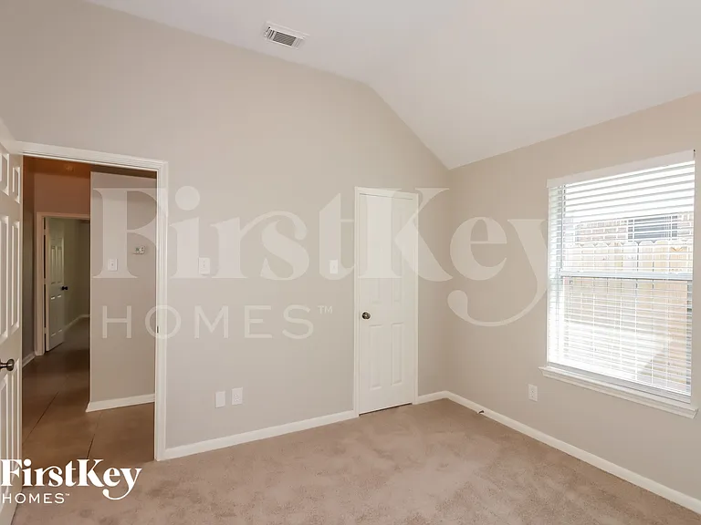 8807 Rocky Knoll Ln — Photo 13