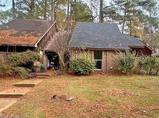 111 Bent Creek Cir N #B, Brandon, MS 39047