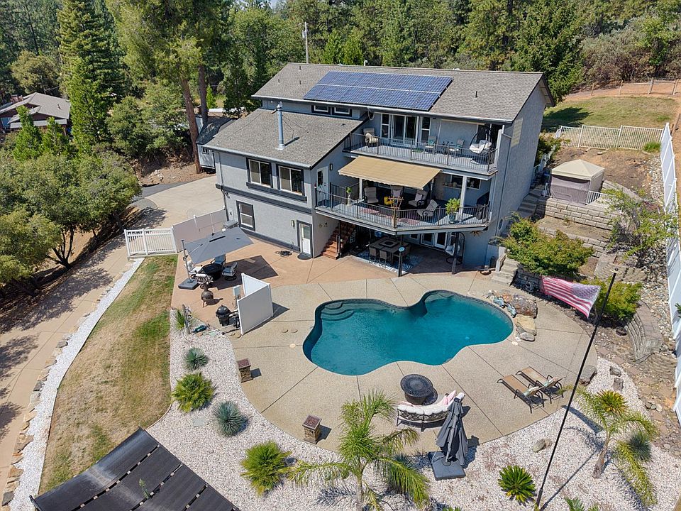 1st image of 580 Gayl Dr