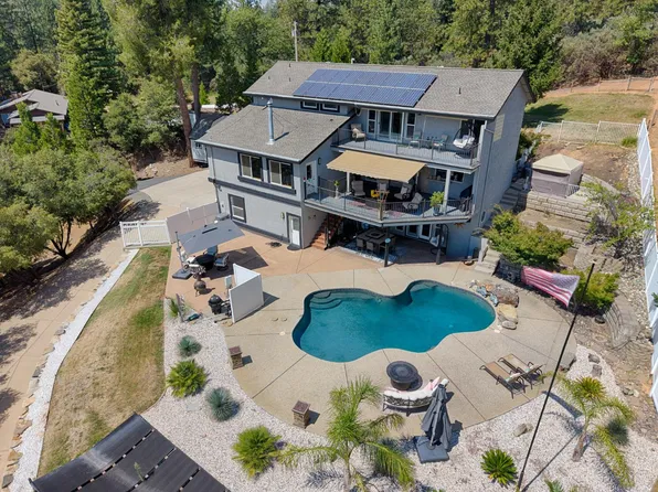 580 Gayl Dr, Colfax, CA 95713