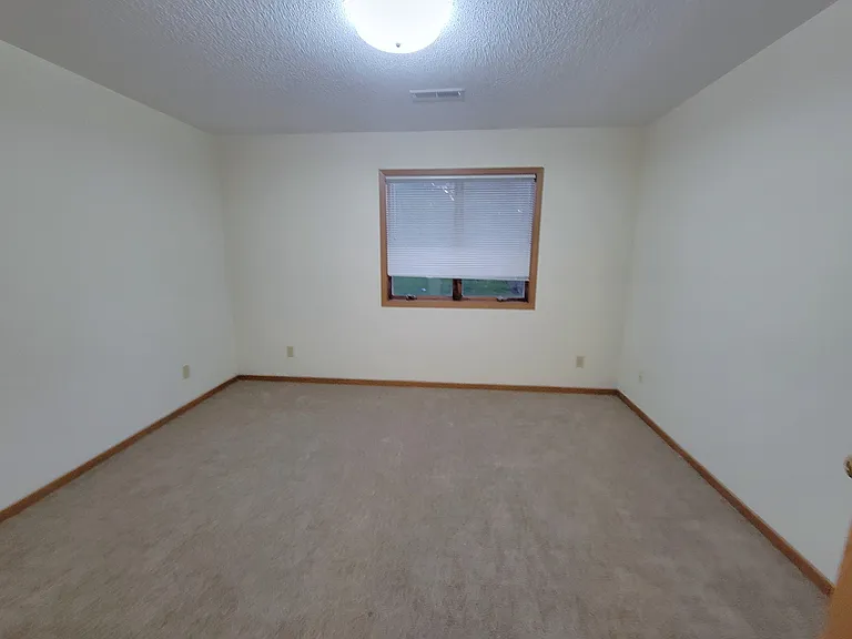 855 Highview Dr #A — Photo 3
