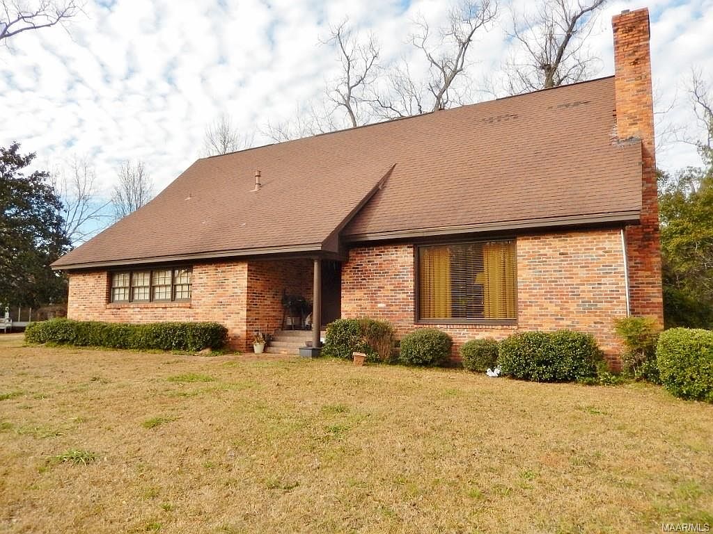 7 Church St, Fort Deposit, AL 36032 Zillow