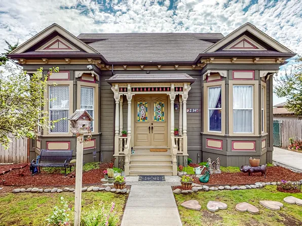 2184 Rohnerville Rd, Fortuna, CA 95540