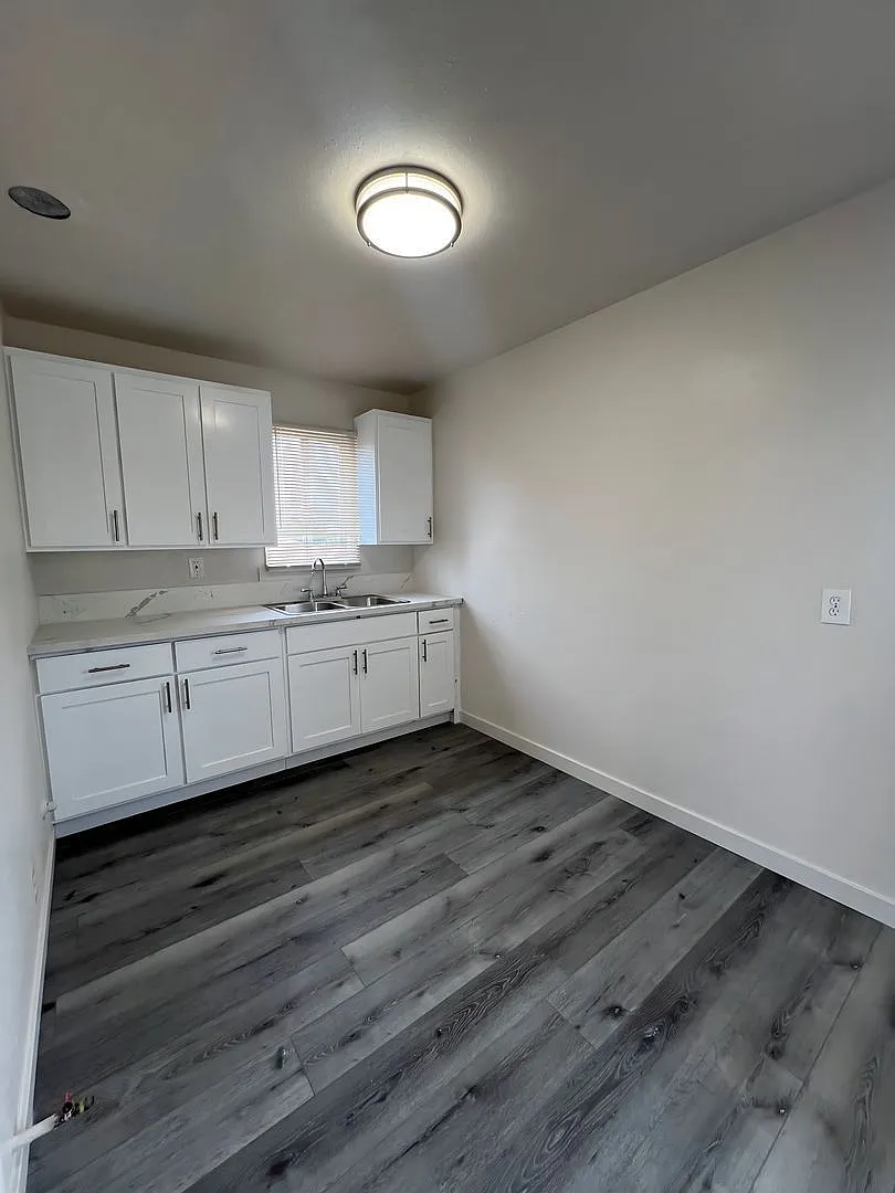 1 bed, 1.0 bath, 750 sqft, $1,650 — Photo 2