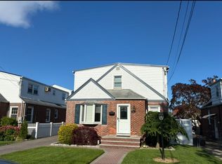 100 Carl Ave, Franklin Square, NY 11010