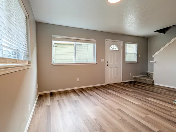 5623 SE 84th Ave APT 1, Portland, OR 97266