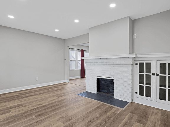 5th image of 446 Catherine St